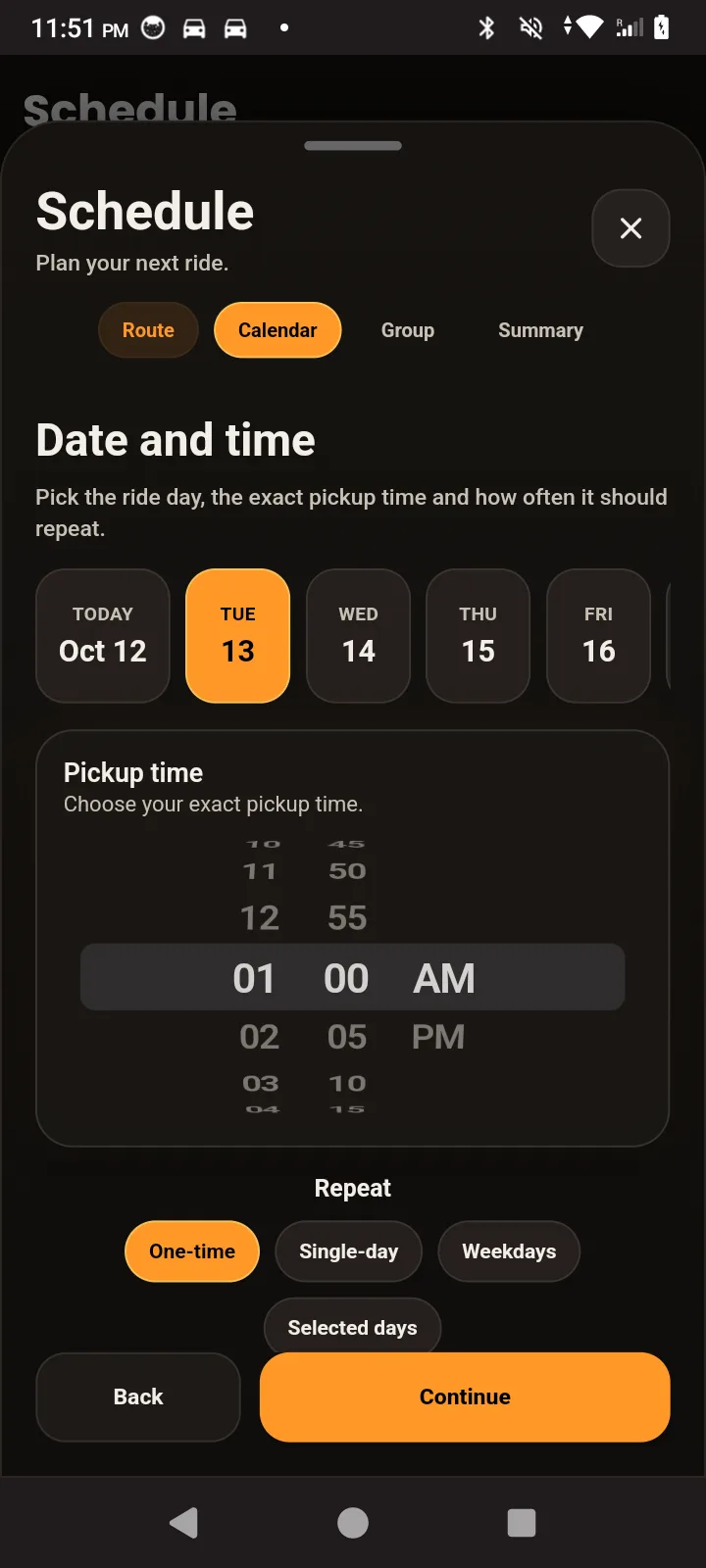 HOP app, step 2: pick the date and the exact pickup time, and choose whether the ride repeats